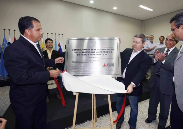 O governador durante visita ao município de Passos