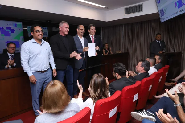 Governo de Minas e Ministério Público lançam projeto Com Viver para contribuir com a segurança nas escolas
