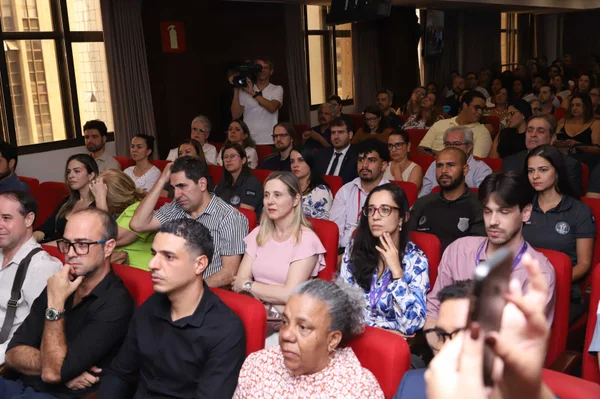 Governo de Minas e Ministério Público lançam projeto Com Viver para contribuir com a segurança nas escolas