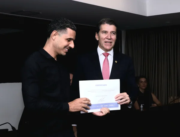 Governo de Minas e Ministério Público lançam projeto Com Viver para contribuir com a segurança nas escolas