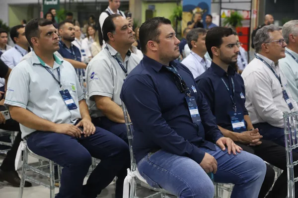 Governo de Minas participa de inauguração de planta da dsm-firmenich em Sete Lagoas