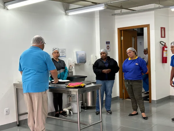 Governo de Minas capacita imigrantes com cursos gratuitos por meio do Minas Forma