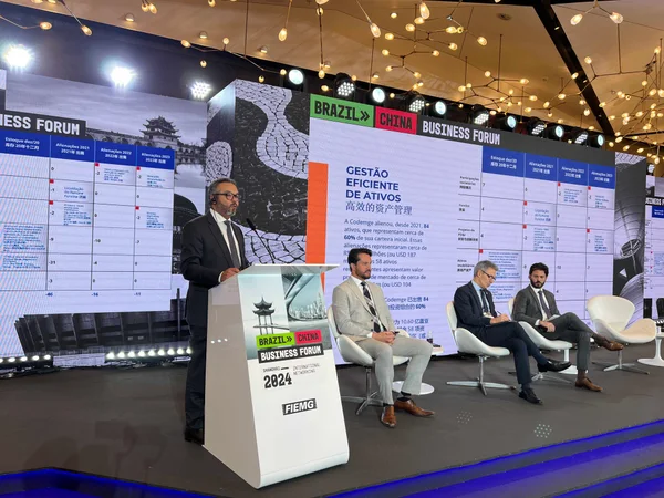 Governo de Minas apresenta potencialidades do estado a empresários chineses