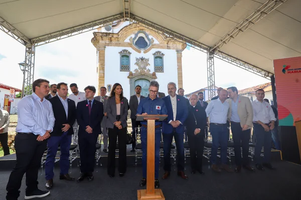 Governo de Minas lança consulta pública para projeto que prevê melhorias em rodovias da região