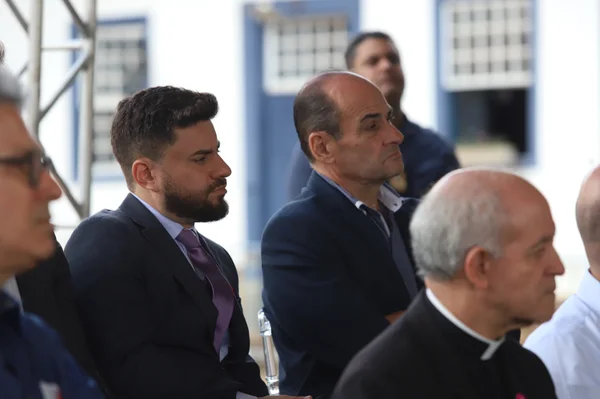 Governo de Minas lança consulta pública para projeto que prevê melhorias em rodovias da região