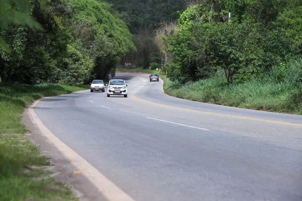 Governo de Minas lança consulta pública para projeto que prevê melhorias em rodovias da região