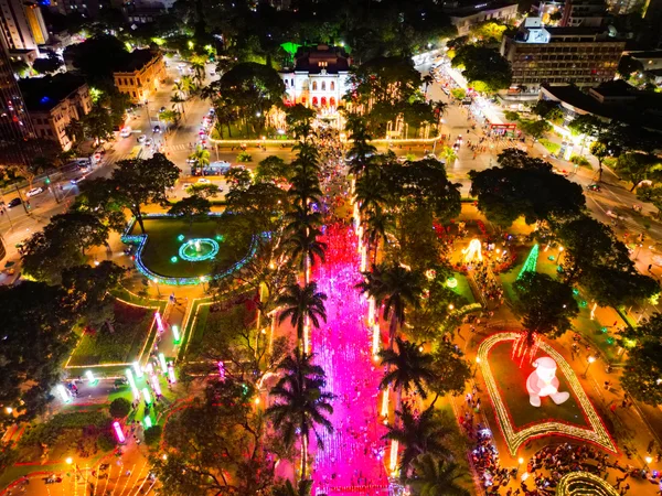 Natal da Mineiridade: iluminação e programação da Praça ao Palácio da Liberdade