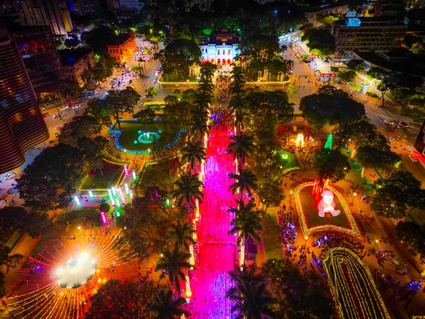Natal da Mineiridade: iluminação e programação da Praça ao Palácio da Liberdade