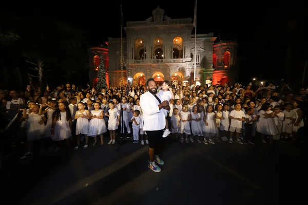 Natal da Mineiridade: iluminação e programação da Praça ao Palácio da Liberdade