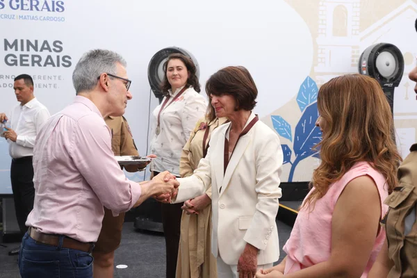 Governo do Estado entrega Medalha dos Gerais a cidadãos que contribuem para o desenvolvimento do Norte de Minas