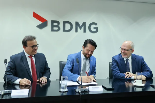 Parceria entre BDMG e CAF garante R$ 1,3 bilhão para impulsionar eficiência energética e financiamento verde