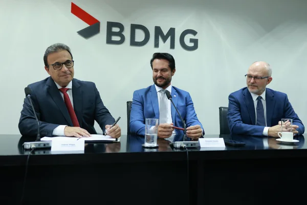 Parceria entre BDMG e CAF garante R$ 1,3 bilhão para impulsionar eficiência energética e financiamento verde