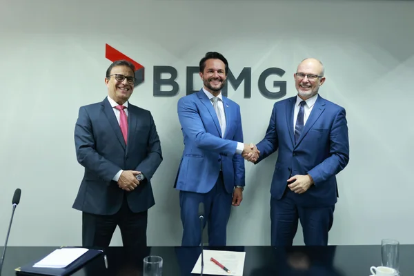 Parceria entre BDMG e CAF garante R$ 1,3 bilhão para impulsionar eficiência energética e financiamento verde