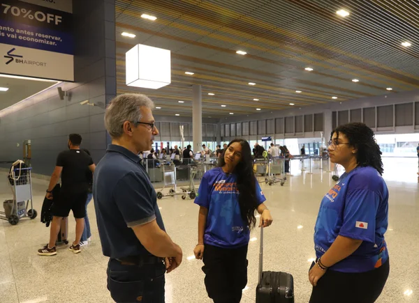 Primeiras estudantes selecionadas no Passaporte Mineiro do Conhecimento embarcam para intercâmbio na África do Sul