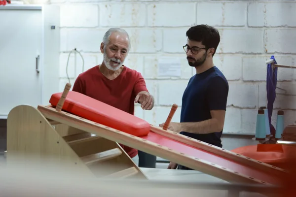Empresários mineiros e prefeituras acessam R$ 3,5 bilhões em créditos do BDMG em 2024, maior volume da história