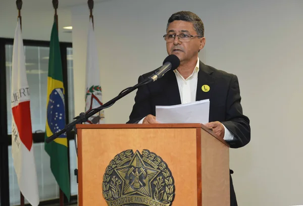 Cerimônia de assinatura dos convênios foi realizada nesta segunda-feira, no Palácio Tiradentes