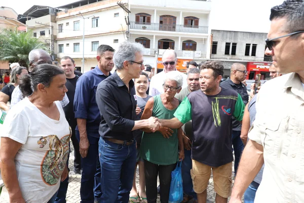 Governo de Minas entrega cheque simbólico de R$ 1 milhão para ganhadora do Nota Fiscal Mineira