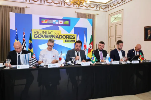 Governador de Minas inicia mobilização para derrubada de vetos do Propag