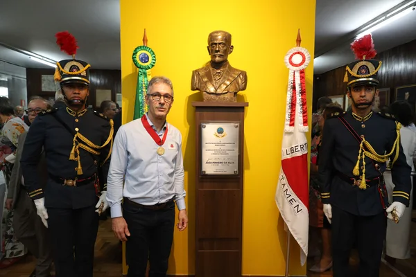 Governador assume Presidência de Honra do Instituto Histórico e Geográfico de Minas Gerais