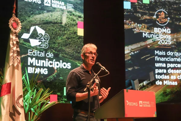 Governo de Minas anuncia R$ 400 milhões no Edital Municípios 2025, com crédito para prevenção contra seca e inundações