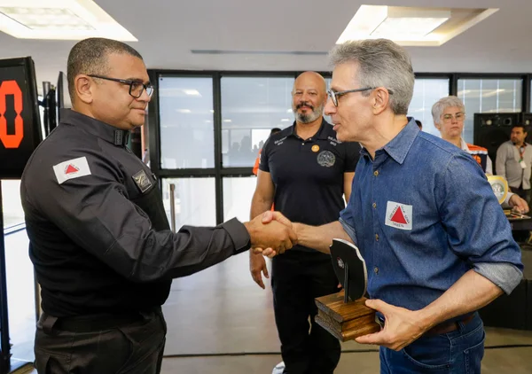 Governo de Minas reconhece ações de destaque das Forças de Segurança com o Troféu Guardião Mineiro