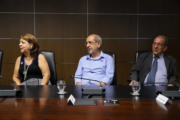Governador empossa nova secretária de Estado de Desenvolvimento Econômico