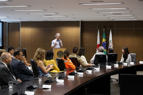 Governador empossa nova secretária de Estado de Desenvolvimento Econômico
