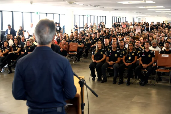 Governo de Minas entrega 103 novas viaturas para reforçar a frota da Polícia Civil