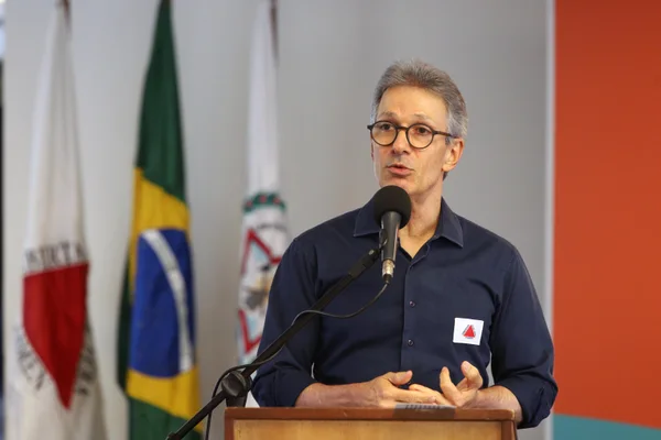 Governo de Minas entrega 103 novas viaturas para reforçar a frota da Polícia Civil