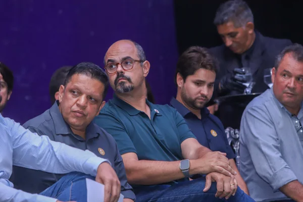 No Norte de Minas, vice-governador ressalta a força do associativismo para o desenvolvimento dos municípios