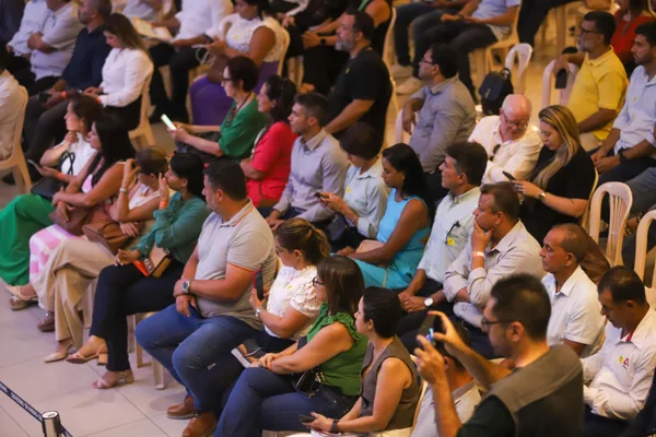 No Norte de Minas, vice-governador ressalta a força do associativismo para o desenvolvimento dos municípios