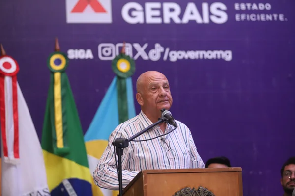 No Norte de Minas, vice-governador ressalta a força do associativismo para o desenvolvimento dos municípios