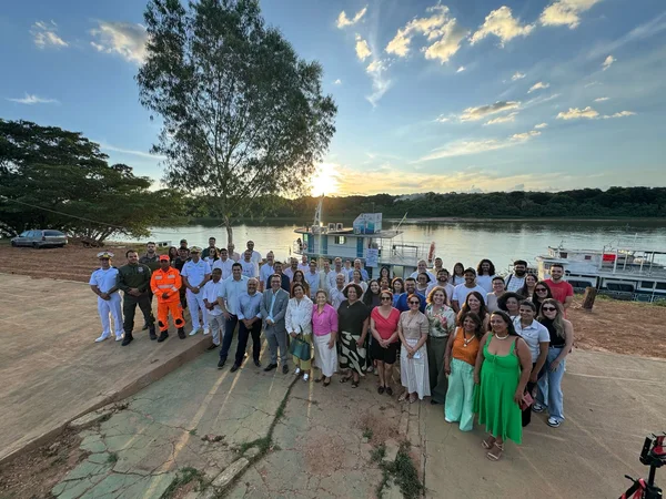 Unimontes lança barco-laboratório para monitorar qualidade da água do Rio São Francisco