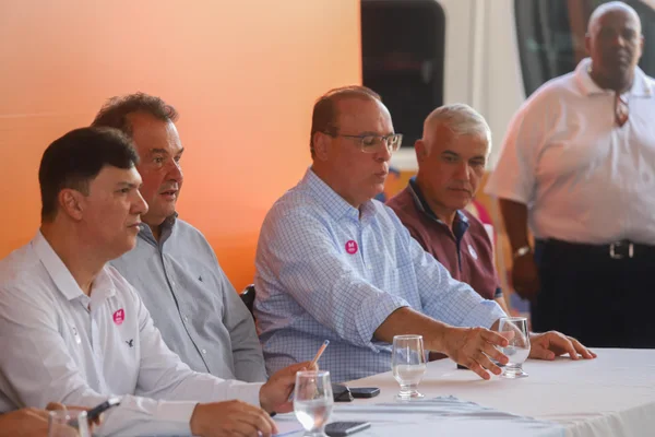 No Norte de Minas, vice-governador ressalta a força do associativismo para o desenvolvimento dos municípios