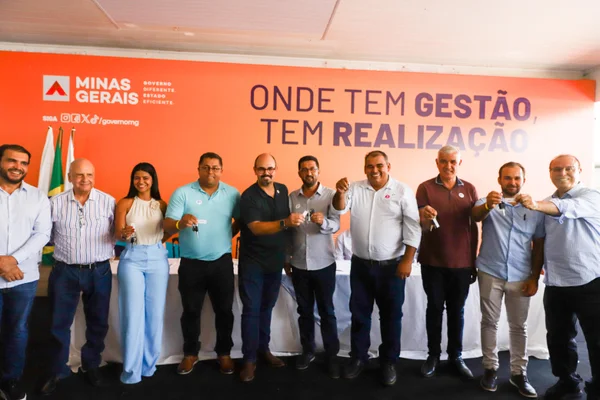 No Norte de Minas, vice-governador ressalta a força do associativismo para o desenvolvimento dos municípios