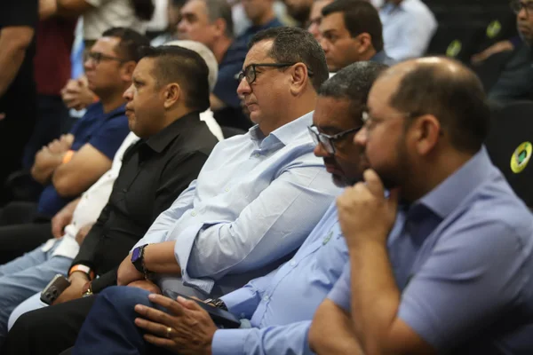 No Norte de Minas, vice-governador ressalta a força do associativismo para o desenvolvimento dos municípios