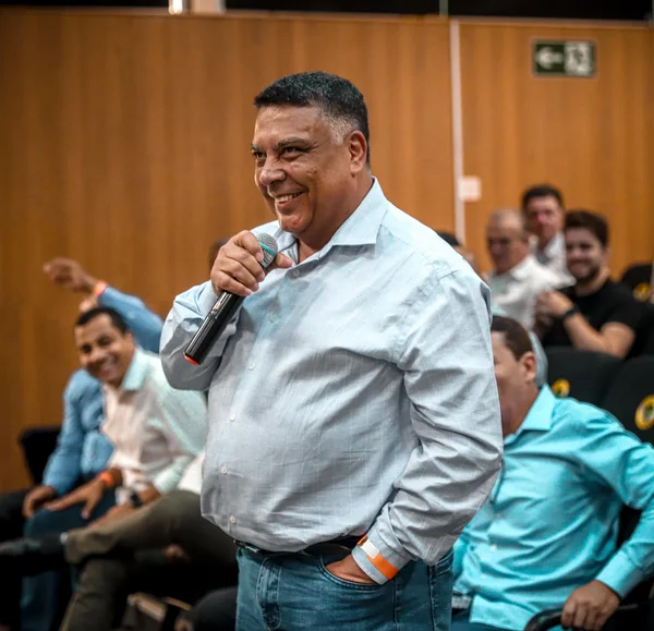 No Norte de Minas, vice-governador ressalta a força do associativismo para o desenvolvimento dos municípios