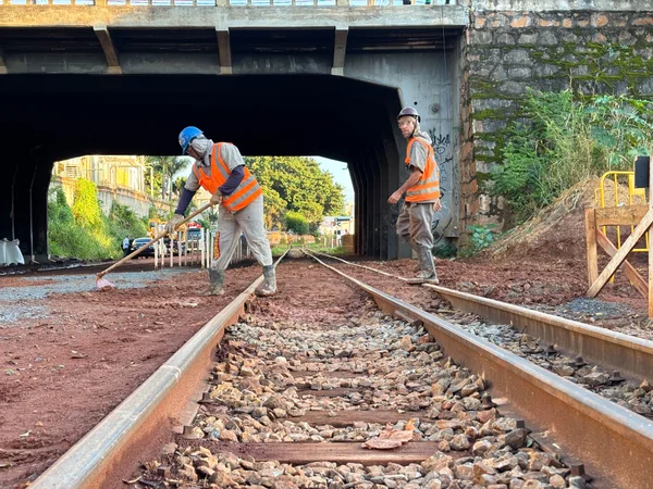 Governo de Minas vistoria obras adiantadas do Metrô da RMBH e reforça cronograma de inaugurações para 2026