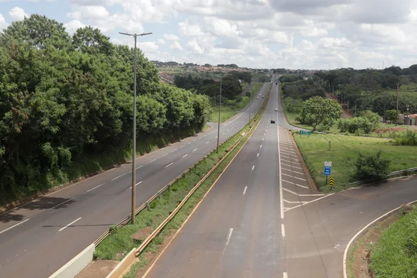 Governo de Minas acompanha início da nova operação da BR-262, conhecida como Rota do Zebu