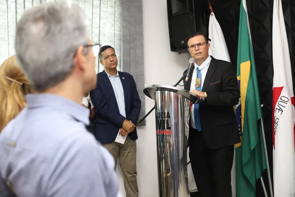 Acionamento das polícias e bombeiros pela internet chega a toda Minas Gerais