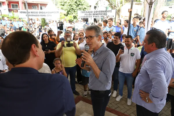 Governo de Minas vistoria unidades de saúde e educação nos vales do Rio Doce e do Aço