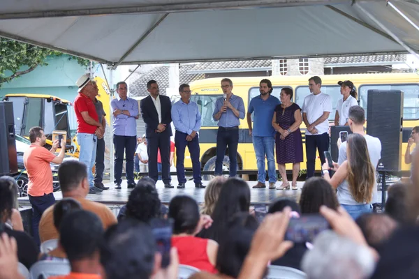 Governo de Minas vistoria unidades de saúde e educação nos vales do Rio Doce e do Aço