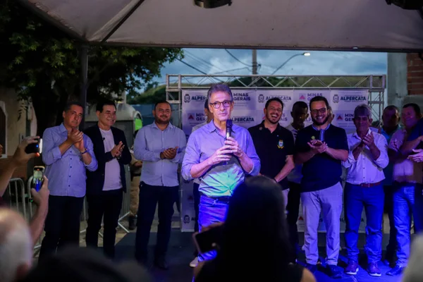 Governo de Minas vistoria unidades de saúde e educação nos vales do Rio Doce e do Aço