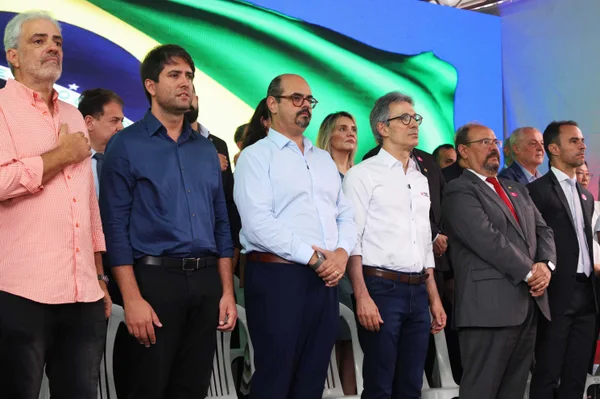 Minas Gerais retoma produção de soros antipeçonhentos para abastecer todo o Brasil