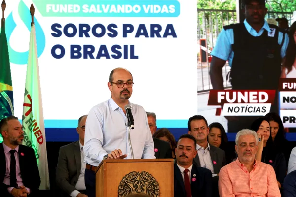 Minas Gerais retoma produção de soros antipeçonhentos para abastecer todo o Brasil
