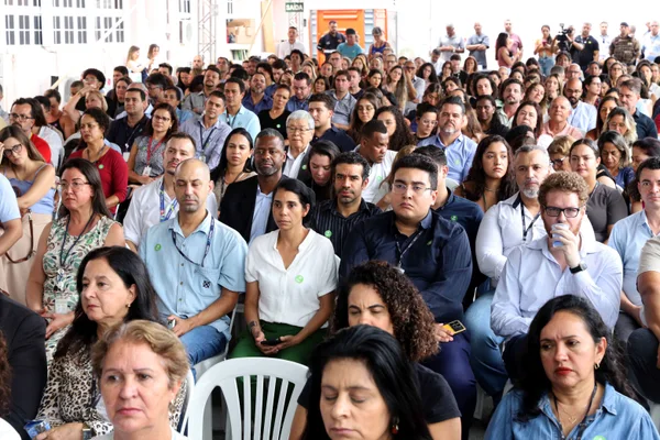 Minas Gerais retoma produção de soros antipeçonhentos para abastecer todo o Brasil