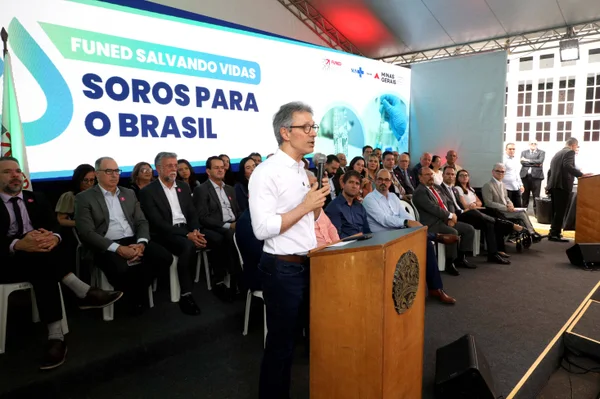Minas Gerais retoma produção de soros antipeçonhentos para abastecer todo o Brasil