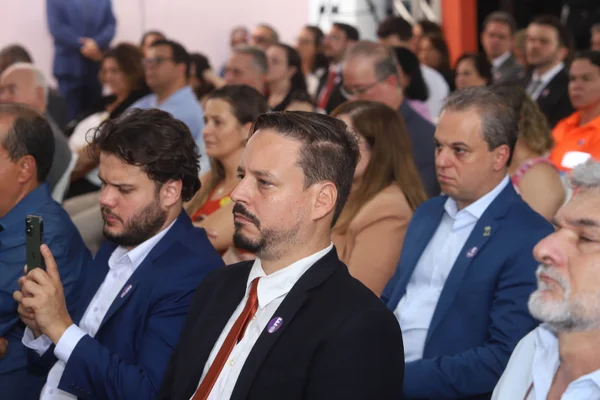 Minas Gerais retoma produção de soros antipeçonhentos para abastecer todo o Brasil