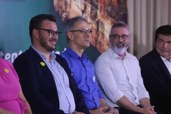 Governador de Minas acompanha cerimônia de posse da nova diretoria da Associação dos Municípios do Lago de Furnas