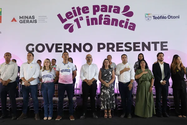 Governo de Minas lança programa Leite para a Primeira Infância para garantir alimento essencial a crianças de até 6 anos